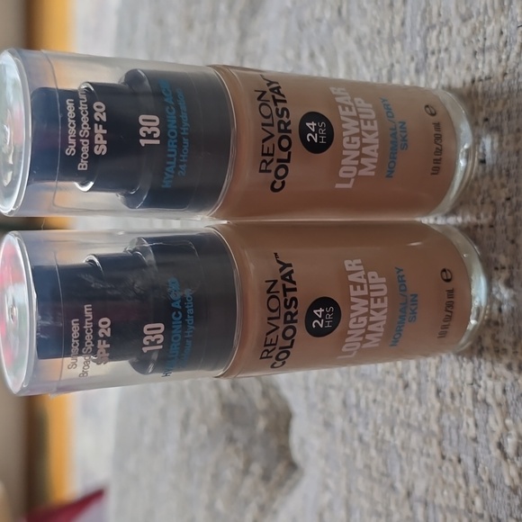 REVLON BRAND COLORSTAY LONGWEAR MAKEUP FOUNDATION #130 PORCELAIN BUNDLE OF 2 - Picture 2 of 7